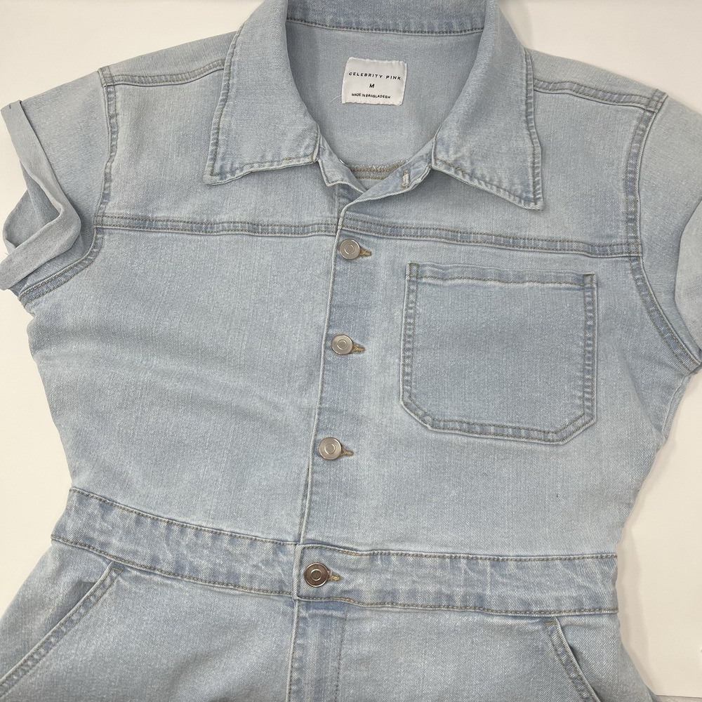 Celebrity Pink Cinched Waist Denim Romper‎ Shorts Button Front Medium Boho Rodeo
